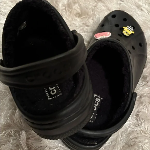 Make offer! NWOT CROCS Black Slippers Colorful Charms heel straps Men 9 Woman 11 - Picture 3 of 16